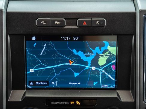 Used 2018 Ford F150 XLT w/ Equipment Group 302A Luxury AWD/4WD image 27