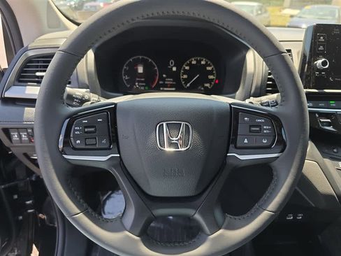 Certified 2026 Honda Odyssey EX-L image 19