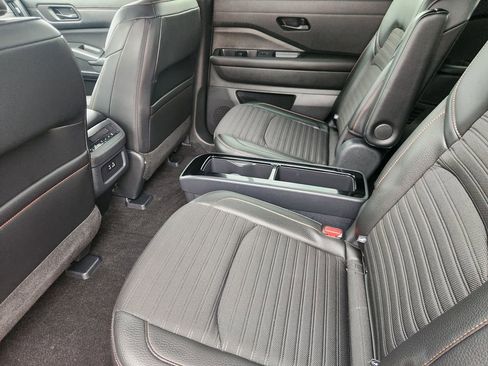 Used 2024 Nissan Pathfinder Rock Creek AWD/4WD image 30