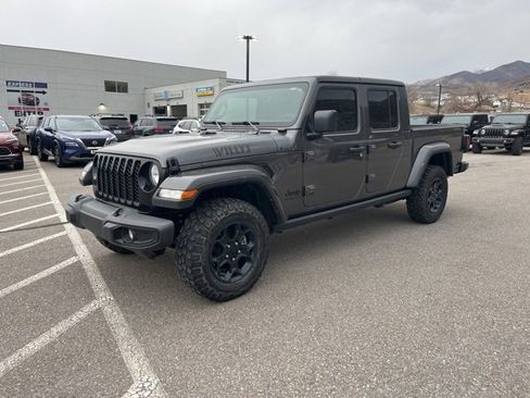 Used 2023 Jeep Gladiator Willys image 8