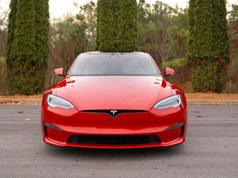 Used 2021 Tesla Model S Plaid image 14