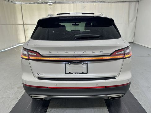 Used 2022 Lincoln Nautilus Reserve AWD/4WD image 22