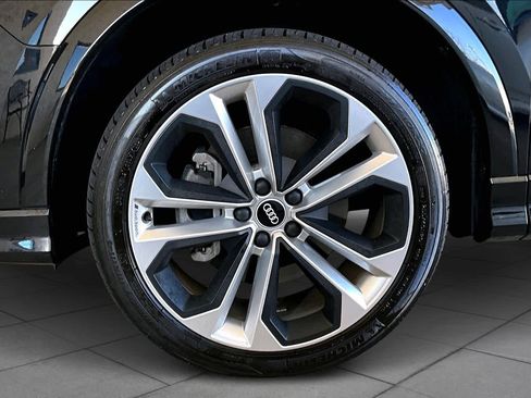 Used 2021 Audi Q3 2.0T Premium Plus w/ Premium Plus Package image 10