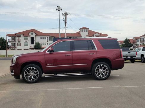 Used 2019 GMC Yukon Denali w/ Denali Ultimate Package RWD image 5