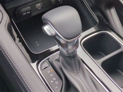 New 2025 Kia Telluride SX w/ SX Captain's Chair Package image 24