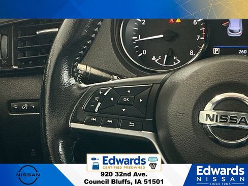 Used 2022 Nissan Rogue Sport SL AWD/4WD image 19