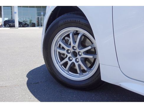 Used 2025 Toyota Corolla LE FWD image 9