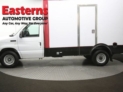 Used 2023 Ford E-350 and Econoline 350 Super Duty w/ Power Windows & Locks Group RWD image 58