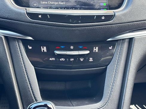 Used 2023 Cadillac XT5 Premium Luxury AWD/4WD image 25