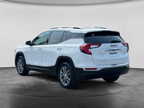 Used 2024 GMC Terrain SLT FWD image 6
