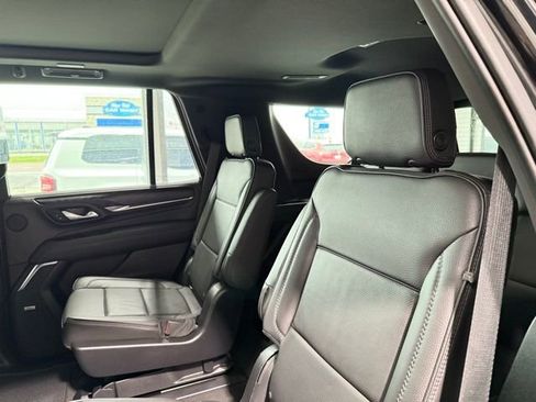 Used 2021 GMC Yukon Denali w/ Denali Premium Package image 17