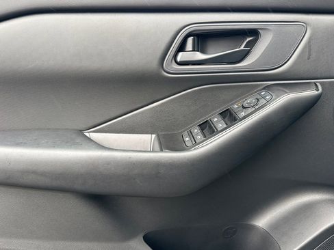 Certified 2026 Nissan Rogue S FWD image 12
