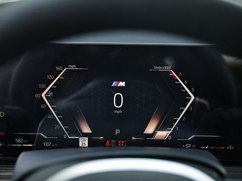 New 2026 BMW X7 xDrive40i w/ M Sport Package image 34