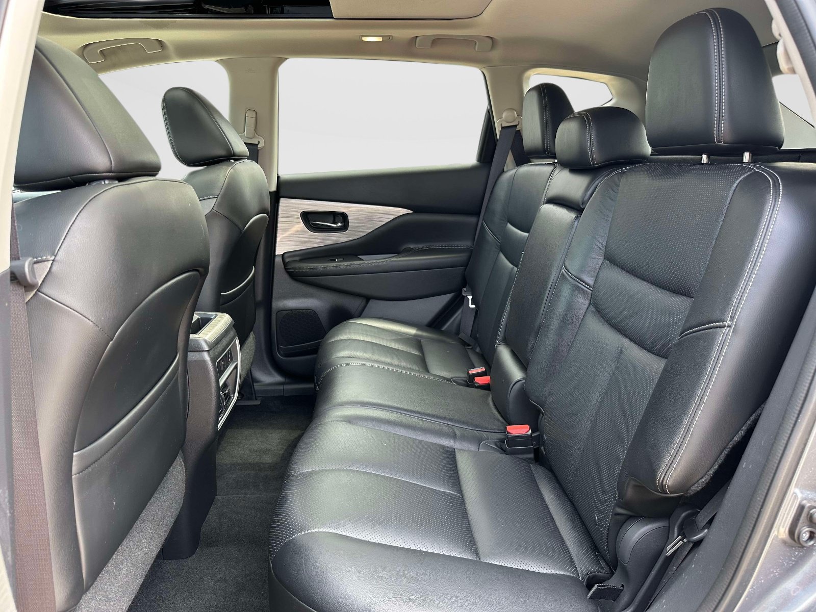 Used 2015 Nissan Murano Platinum w/ Platinum Technology Package AWD/4WD image 13