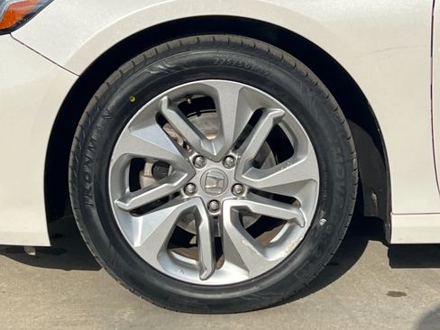 Used 2019 Honda Accord LX image 25
