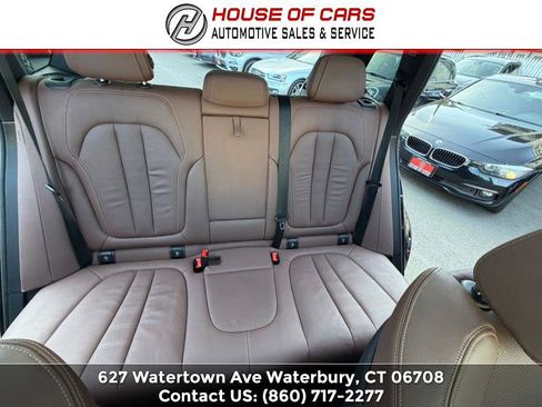 Used 2019 BMW X5 xDrive40i w/ Convenience Package AWD/4WD image 39