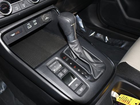 Certified 2024 Honda CR-V EX image 31