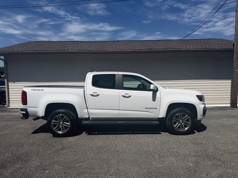 Used 2022 Chevrolet Colorado W/T w/ Custom Special Edition AWD/4WD image 1