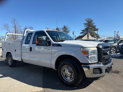 Used 2011 Ford F250 XL w/ PWR Equipment Group image 3