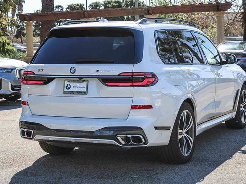 New 2025 BMW X7 M60i image 6