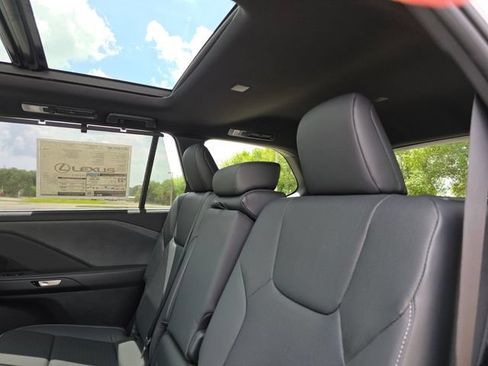 New 2026 Lexus TX 350 AWD image 18
