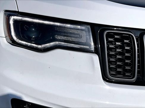 Used 2020 Jeep Grand Cherokee Trailhawk w/ Trailhawk Luxury Group AWD/4WD image 31