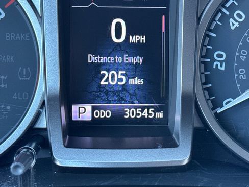 Certified 2021 Toyota Tacoma SR5 image 28