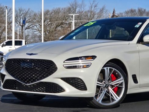 Used 2025 Genesis G70 3.3T Advanced w/ Sport Prestige Package image 2