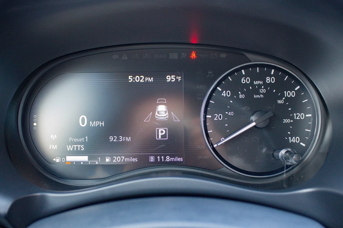Used 2023 Nissan Kicks SR w/ SR Premium Package FWD image 24