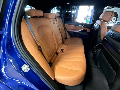 Used 2025 BMW X5 M60i image 19