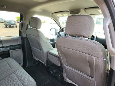 Used 2019 Ford F150 XLT w/ Equipment Group 302A Luxury image 10