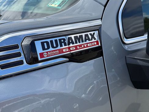 New 2026 GMC Sierra 3500 SLE image 2