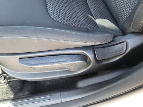 Used 2024 Kia Sportage LX image 15