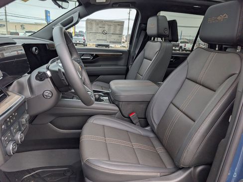 New 2026 Chevrolet Tahoe High Country image 17