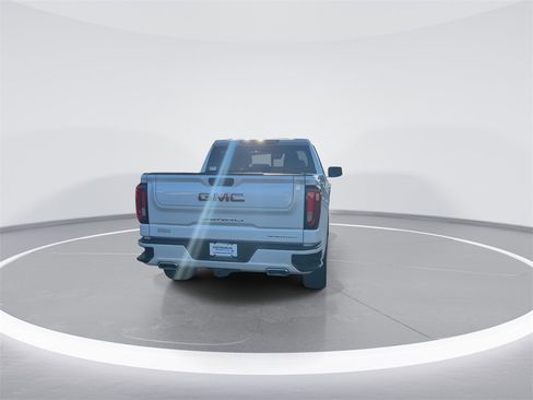 Used 2024 GMC Sierra 1500 Denali w/ Denali Reserve Package image 7