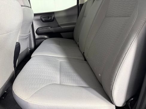Used 2019 Toyota Tacoma SR AWD/4WD image 24