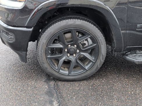Used 2022 RAM 1500 Laramie AWD/4WD image 15