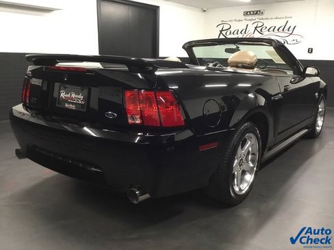 Used 2004 Ford Mustang GT image 10