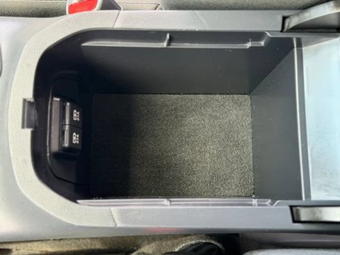 Used 2019 Toyota RAV4 XLE w/ Convenience Package AWD/4WD image 23