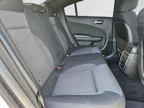 Used 2018 Dodge Charger SXT RWD image 30