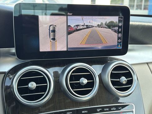 Used 2020 Mercedes-Benz C 300 Sedan image 5