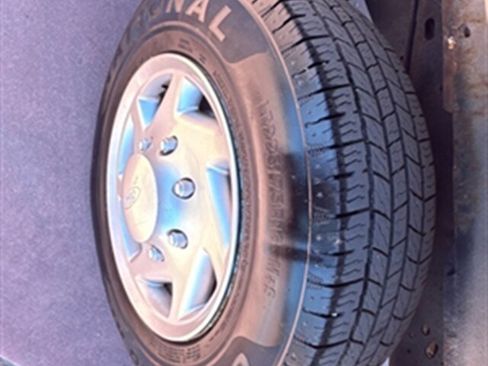 Used 2013 Ford E-350 and Econoline 350 XLT image 16