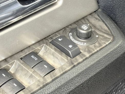 Used 2015 Ford Expedition EL Limited w/ Equipment Group 301A AWD/4WD image 11