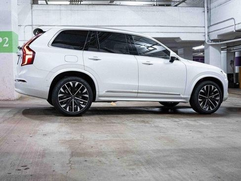 New 2026 Volvo XC90 B6 Ultra image 9