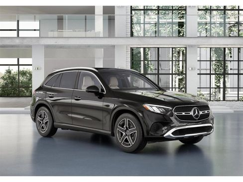 New 2026 Mercedes-Benz GLC 300 4MATIC image 11