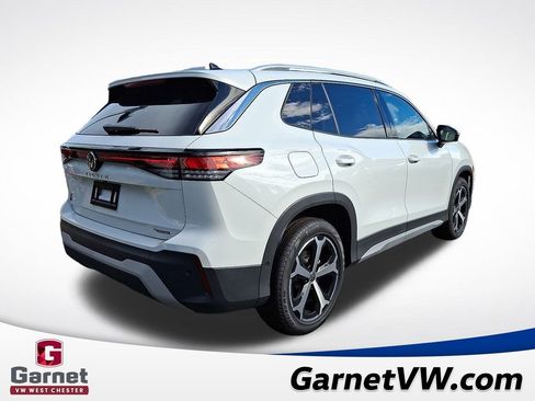 New 2025 Volkswagen Tiguan SE image 4