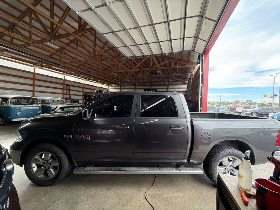 Used 2015 RAM 1500 Lone Star AWD/4WD image 11