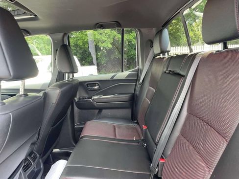 Certified 2023 Honda Ridgeline Black Edition image 8