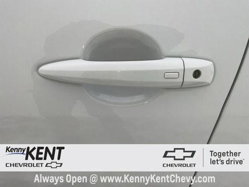 Used 2025 Nissan Sentra SV image 19