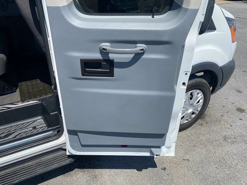 Used 2016 Ford Transit 350 XLT RWD image 23